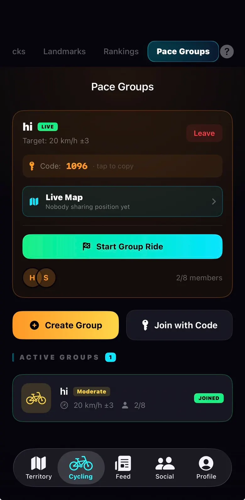 Own-it pace group screen showing a live group with a 20 km/h target pace, a join code, a live map link and a Start Group Ride button.